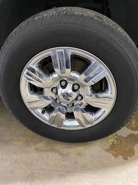 Ford F-150 • 2010 • 120,000 km 6