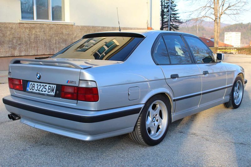 BMW 5 Series • 1991 • 251,000 km 2