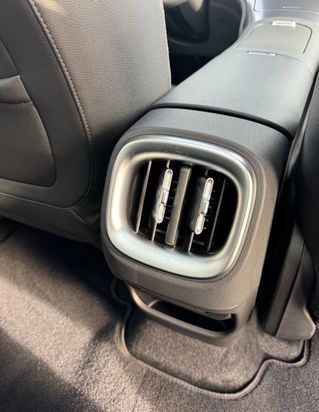 Smart EQ fortwo • 2023 • 4,000 km 3