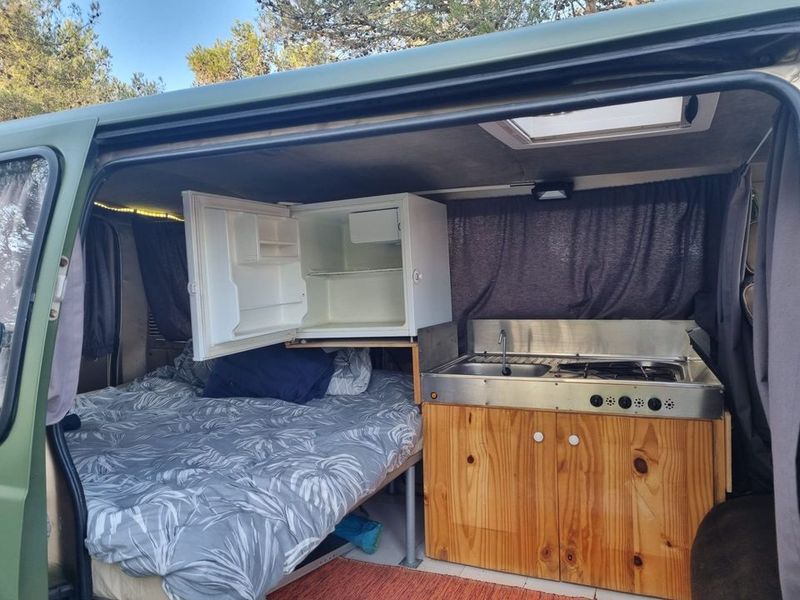 Toyota Hiace • 1989 • 216,000 km 5