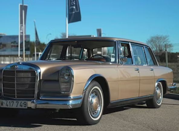 Mercedes-Benz S • 1964 • 77,500 km 14