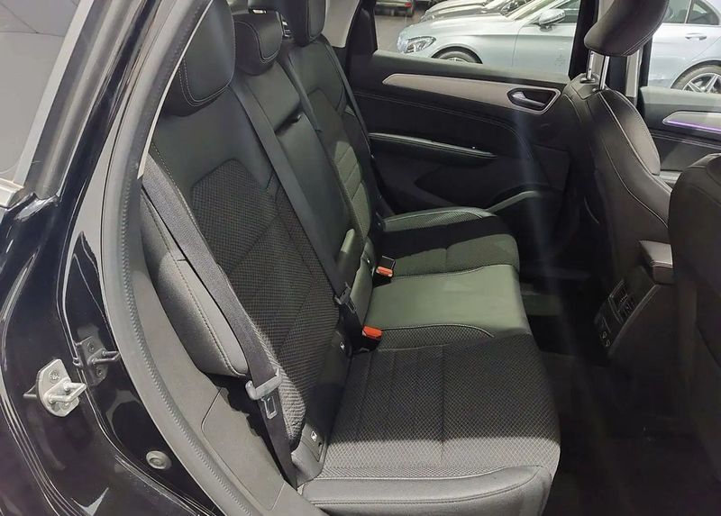 Renault Captur • 2022 • 21,045 km 4