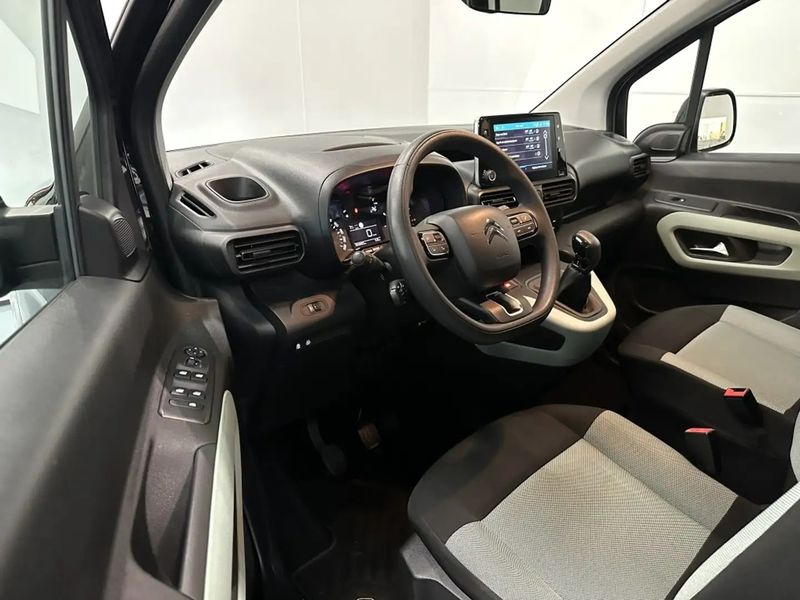 Citroën Berlingo • 2020 • 64,000 km 2