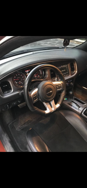 Dodge Charger • 2013 • 70,000 km 3