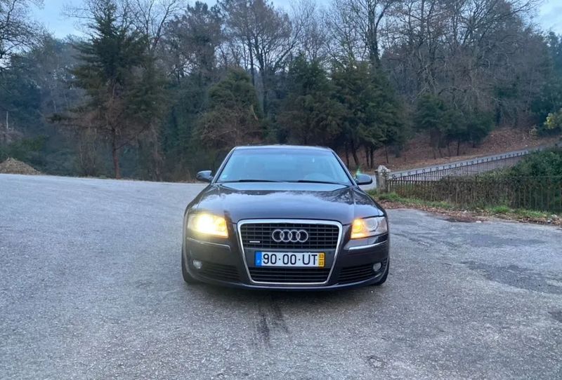 Audi A8 • 2003 • 231,611 km 2