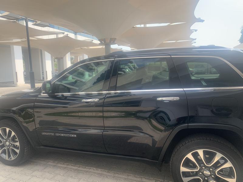 Jeep Cherokee • 2018 • 23,700 km 5