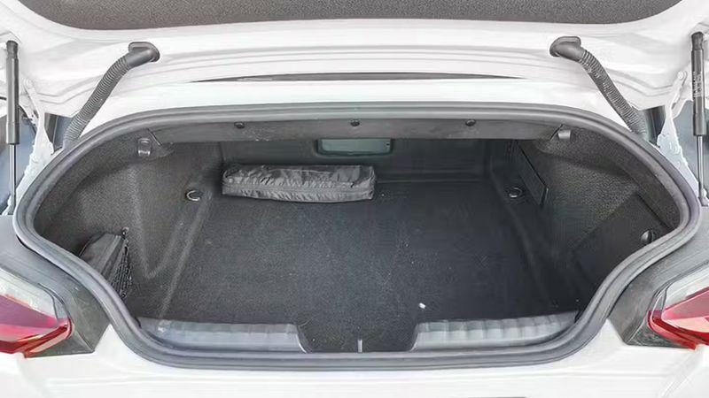 BMW Z4 • 2020 • 88,788 km 9