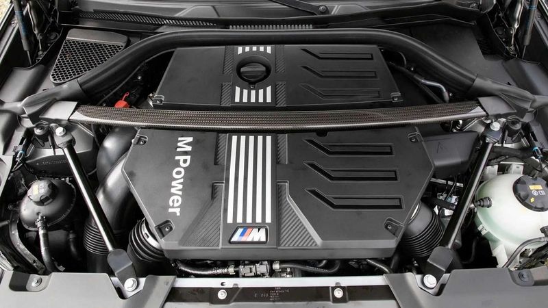 BMW X3 • 2020 • 25,900 km 15