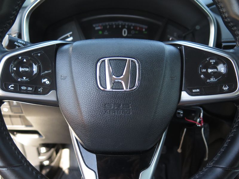 Honda CR-V • 2019 • 77,000 km 8