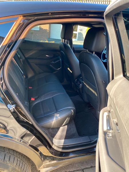 Jaguar E-PACE • 2019 • 65,000 km 11