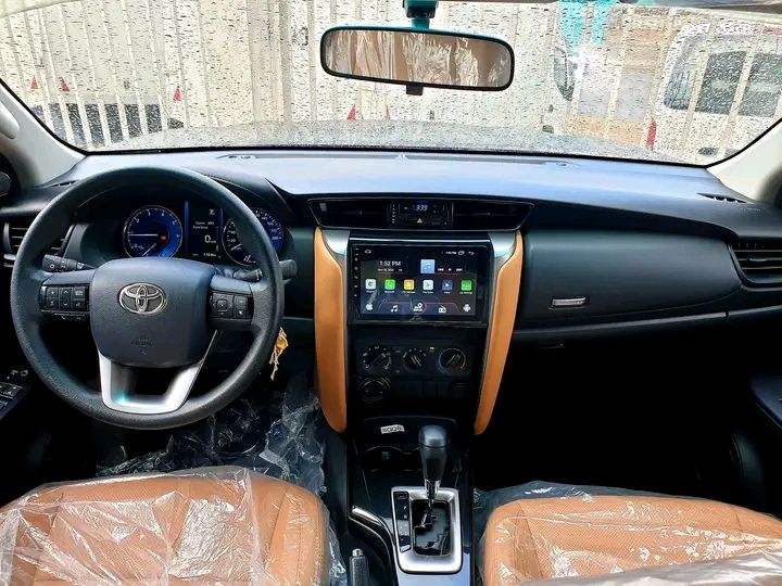 Toyota Fortuner • 2022 • 0 km 2