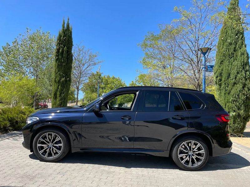 BMW X5 • 2020 • 96,000 km 5