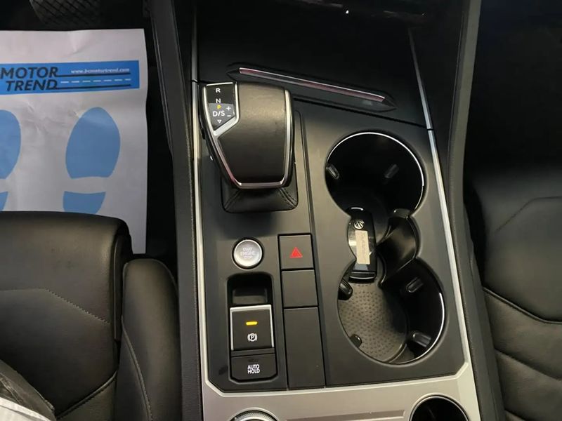 Volkswagen Touareg • 2021 • 100,000 km 9