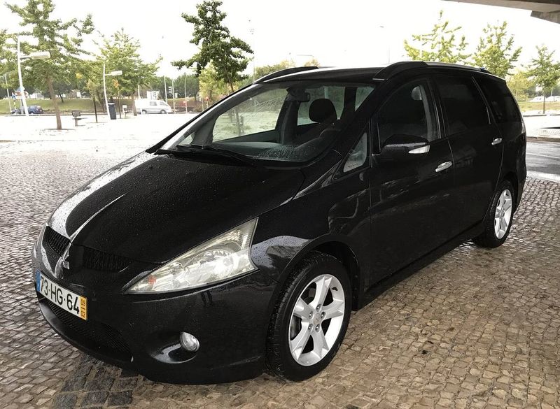 Mitsubishi Grandis • 2009 • 200,000 km 4