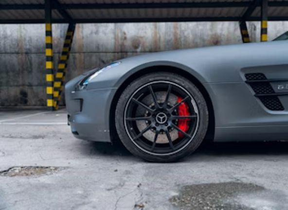 Mercedes-Benz SLS AMG GT • 2013 • 70,000 km 17