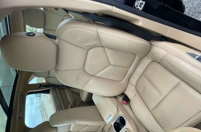 Porsche Cayenne • 2014 • 102,000 km 6