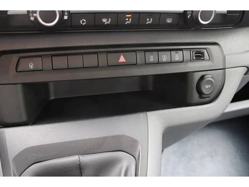 Peugeot Bipper • 2018 • 55,000 km 12