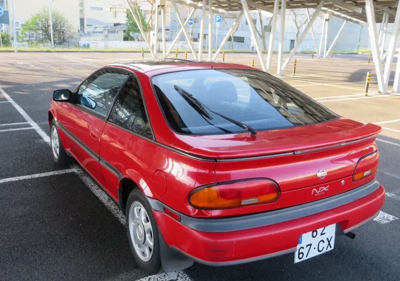 Nissan 100 NX • 1992 • 85,000 km 4