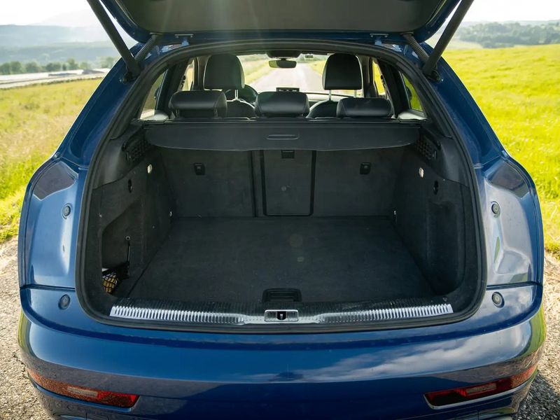 Audi Q3 • 2016 • 89,000 km 13