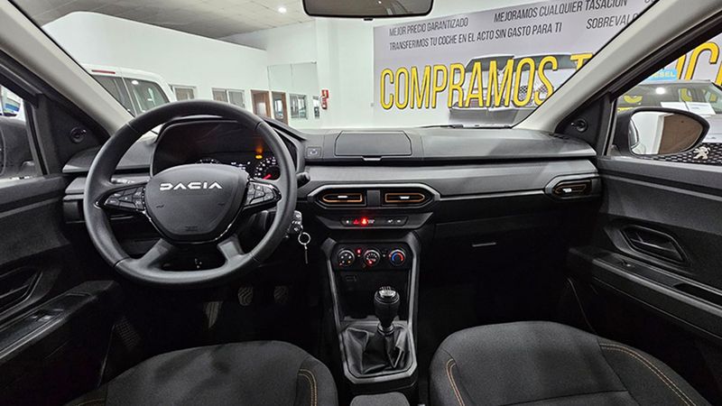 Dacia Sandero • 2023 • 19,200 km 6