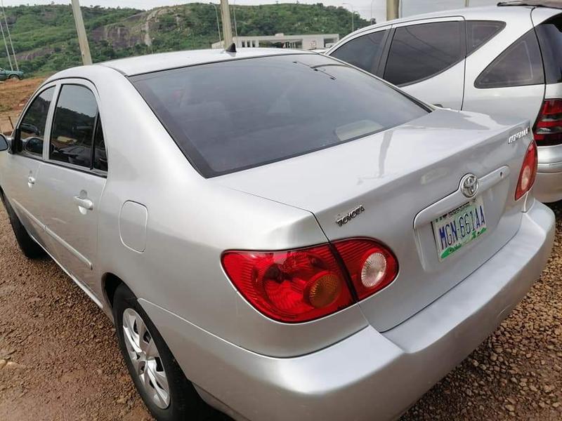 Toyota Corolla • 2005 • 900,000 km 1