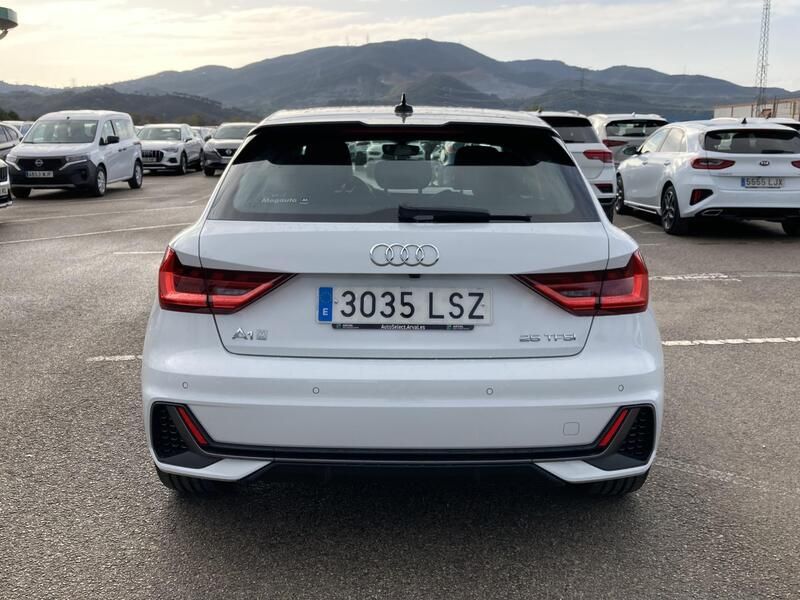 Audi A1 • 2021 • 20,848 km 3