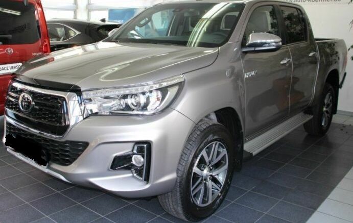 Toyota Hilux • 2022 • 12,765 km 3
