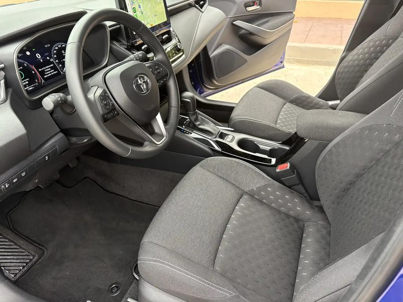 Toyota Corolla Hybrid • 2024 • 16,000 km 7