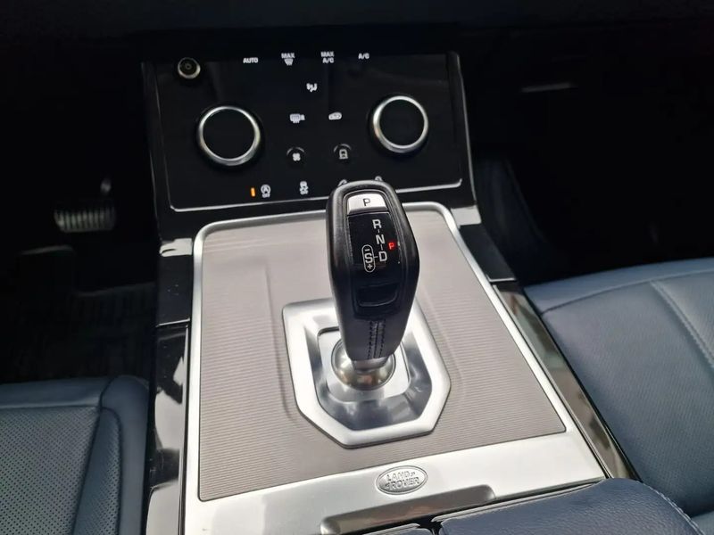 Land Rover Range Rover Evoque • 2019 • 122,000 km 3