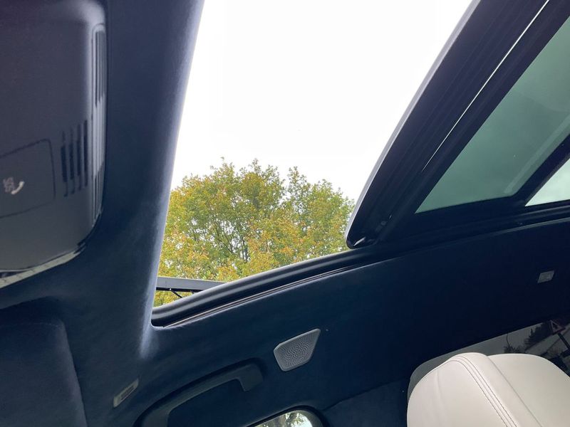 BMW X7 • 2019 • 79,000 km 12