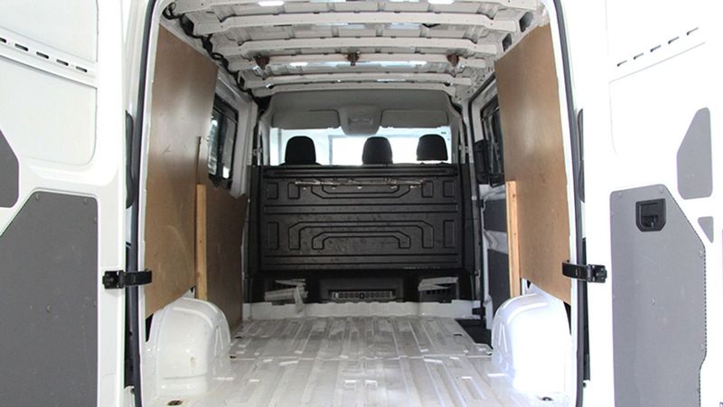 Volkswagen Crafter • 2019 • 126,605 km 7