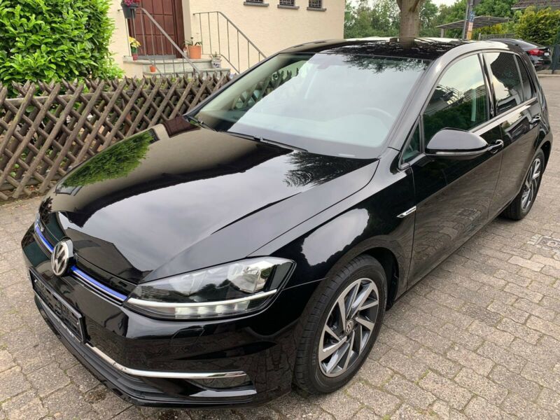 Volkswagen Golf • 2017 • 39,000 km 1