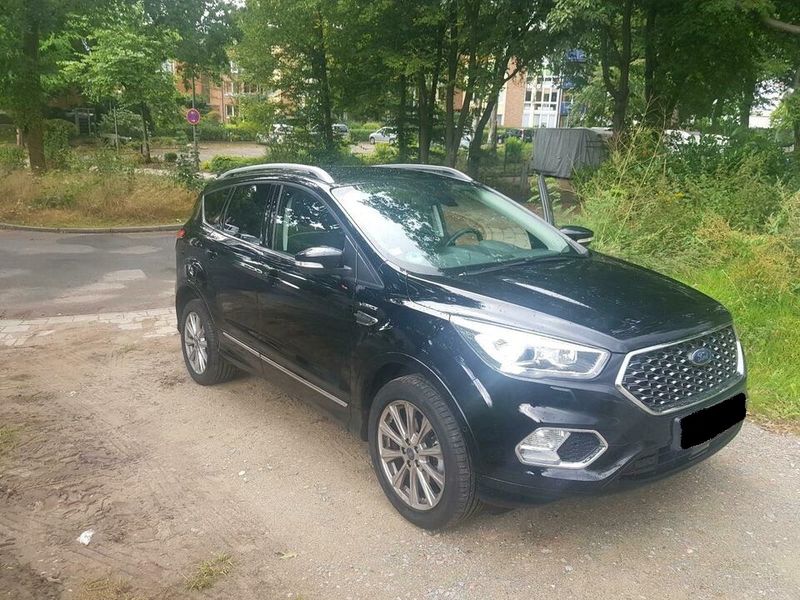 Ford Kuga • 2019 • 71,600 km 2