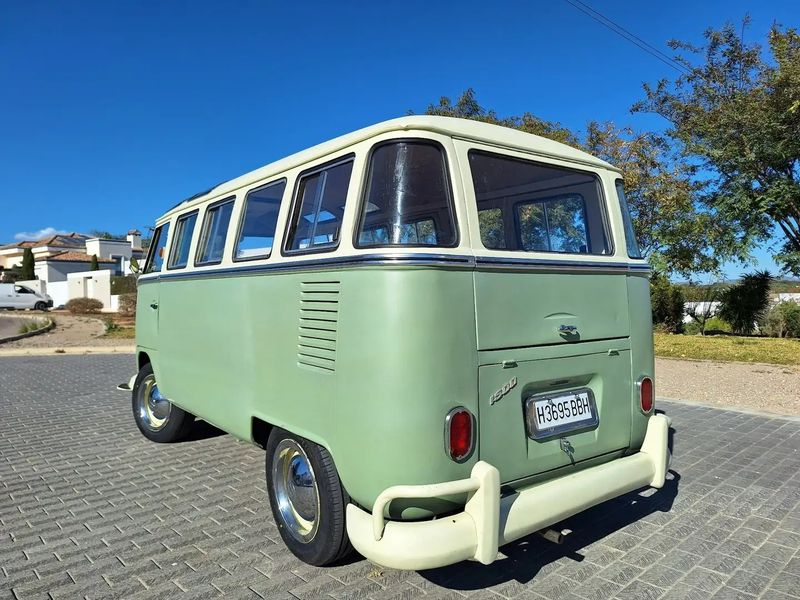 Volkswagen T4 • 1974 • 17,000 km 3