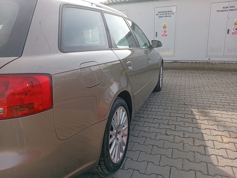 Audi A4 • 2007 • 371,000 km 6