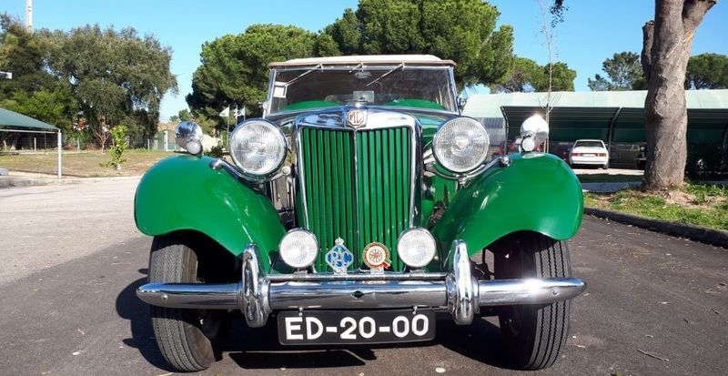 Cadillac ATS Coupe • 1953 • 67,000 km 4