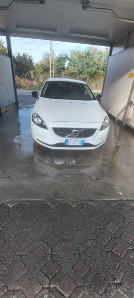 Volvo V40 • 2016 • 80,000 km 8