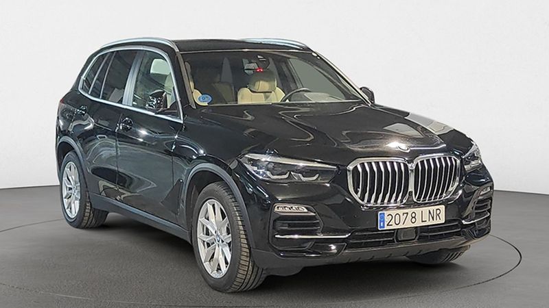BMW X5 • 2021 • 70,186 km 3