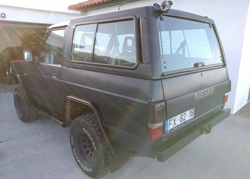 Nissan Patrol • 1990 • 249,999 km 2