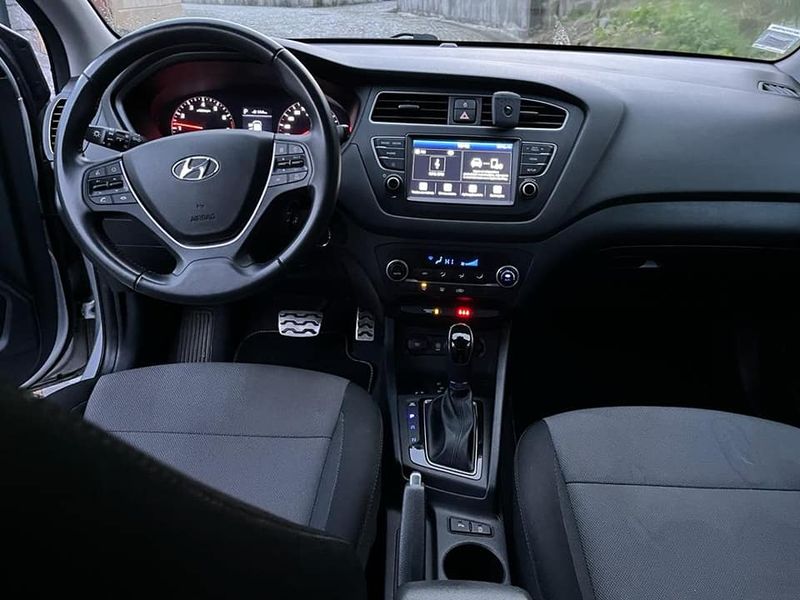 Hyundai i20 • 2015 • 50,000 km 6