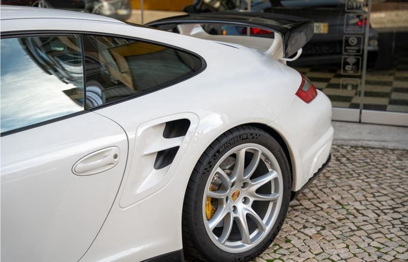 Porsche 997 • 2008 • 10,000 km 4