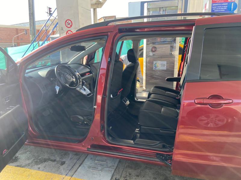 Mazda 5 • 2010 • 68,000 km 6