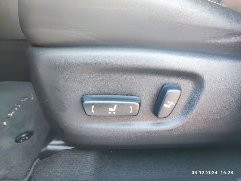 Lexus NX • 2019 • 88,500 km 9