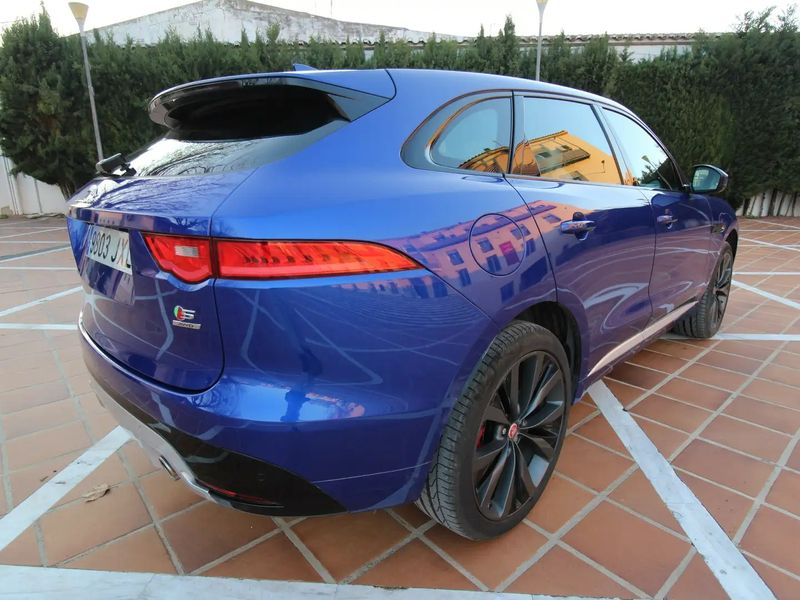 Jaguar F-Pace • 2017 • 99,000 km 8