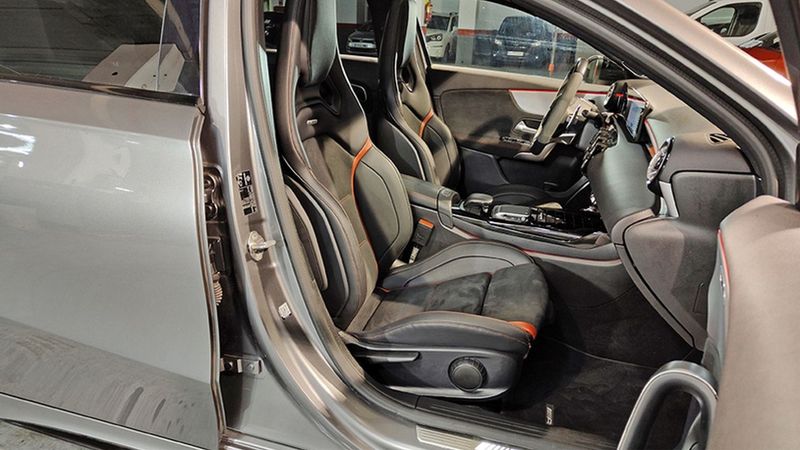 Mercedes-Benz A-Class • 2021 • 78,888 km 12