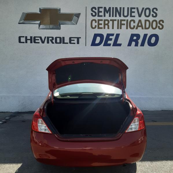 Nissan Versa • 2013 • 76,567 km 14
