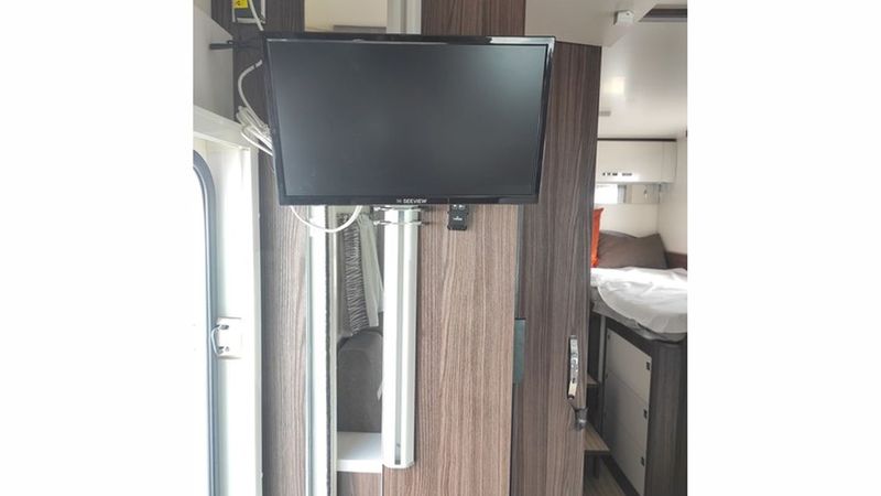 Ford Transit • 2019 • 31,000 km 15