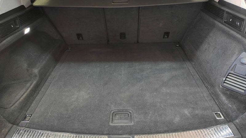 Volkswagen Touareg • 2019 • 170,134 km 27