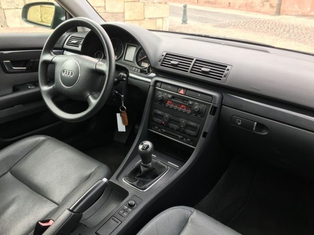 Audi A4 • 2001 • 98,001 km 10