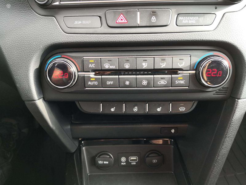 Kia Cee`d • 2019 • 129,000 km 6